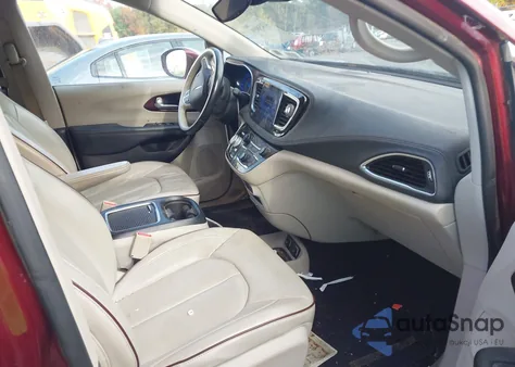 2017 Chrysler Pacifica Limited from USA, damaged, VIN 2C4RC1GG3HR556036